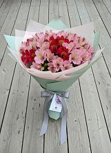 Букет цветов из:  Альстромерии #REPLACE_PRED# Гуково