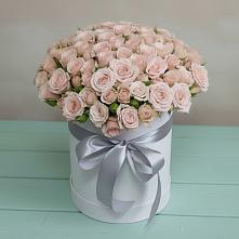 Цветочная композиция из Розы в шляпной коробке в Гуково