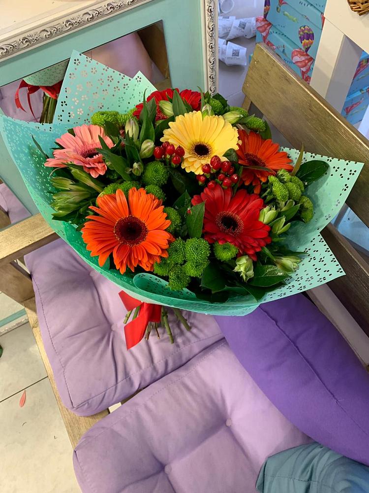 Букет цветов из: Герберы, Хризантемы и Альстромерии в Гуково