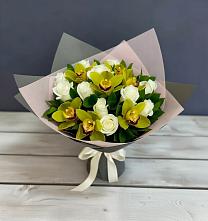 Букет цветов из:  Орхидеи и Розы в Гуково