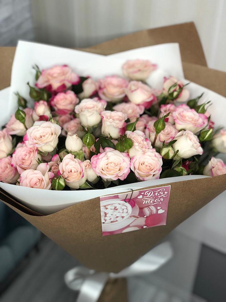 Букет цветов из: Розы в Гуково