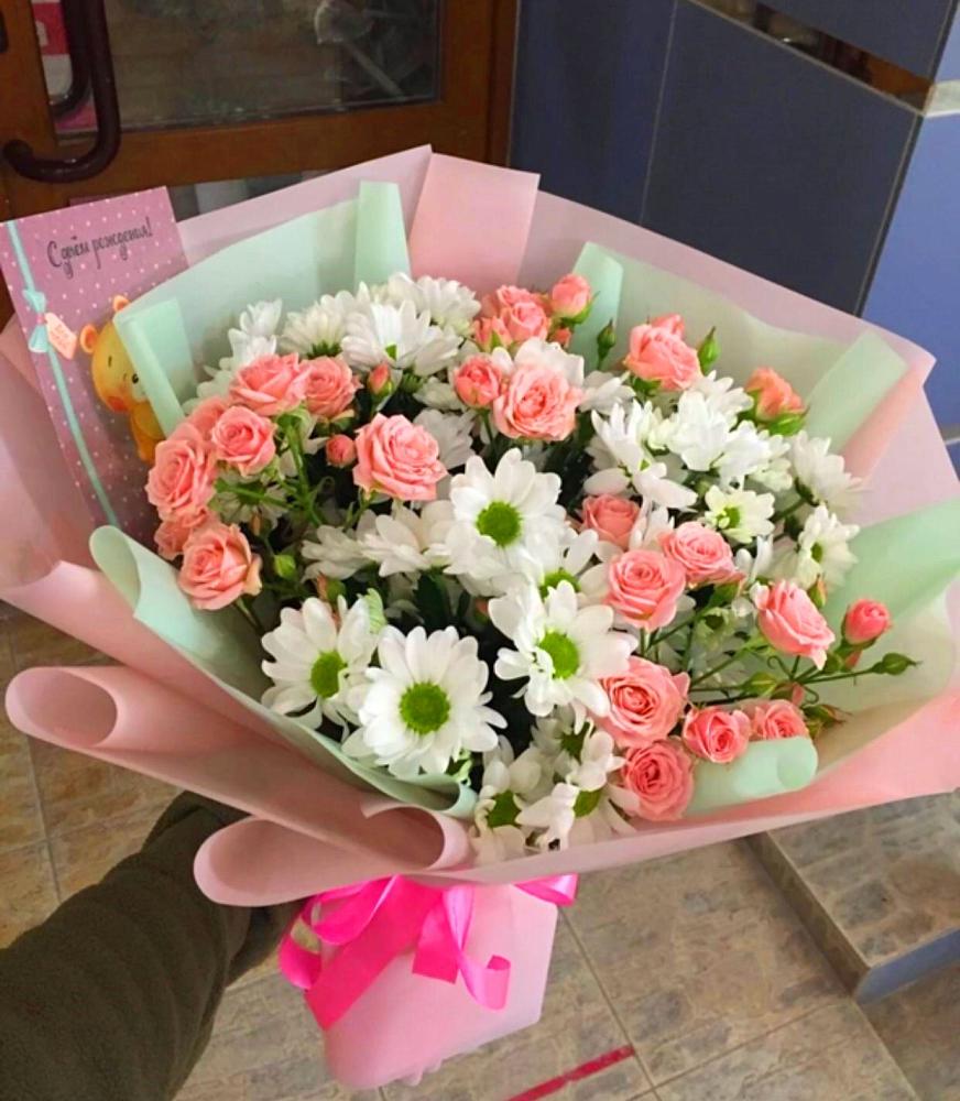 Букет цветов из: Розы и Хризантемы в Гуково