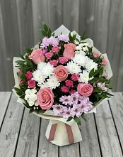 Букет цветов из:  Альстромерии, Гвоздики, Розы и Хризантемы в Гуково