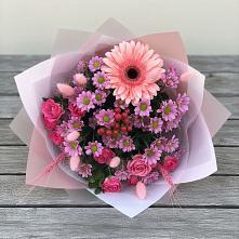 Букет цветов из:  Розы, Герберы и Хризантемы в Гуково