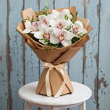 Букет цветов из:  Орхидеи и Розы в Гуково